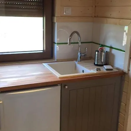 Vip Dla Rodzin אכסניה אוסטקה